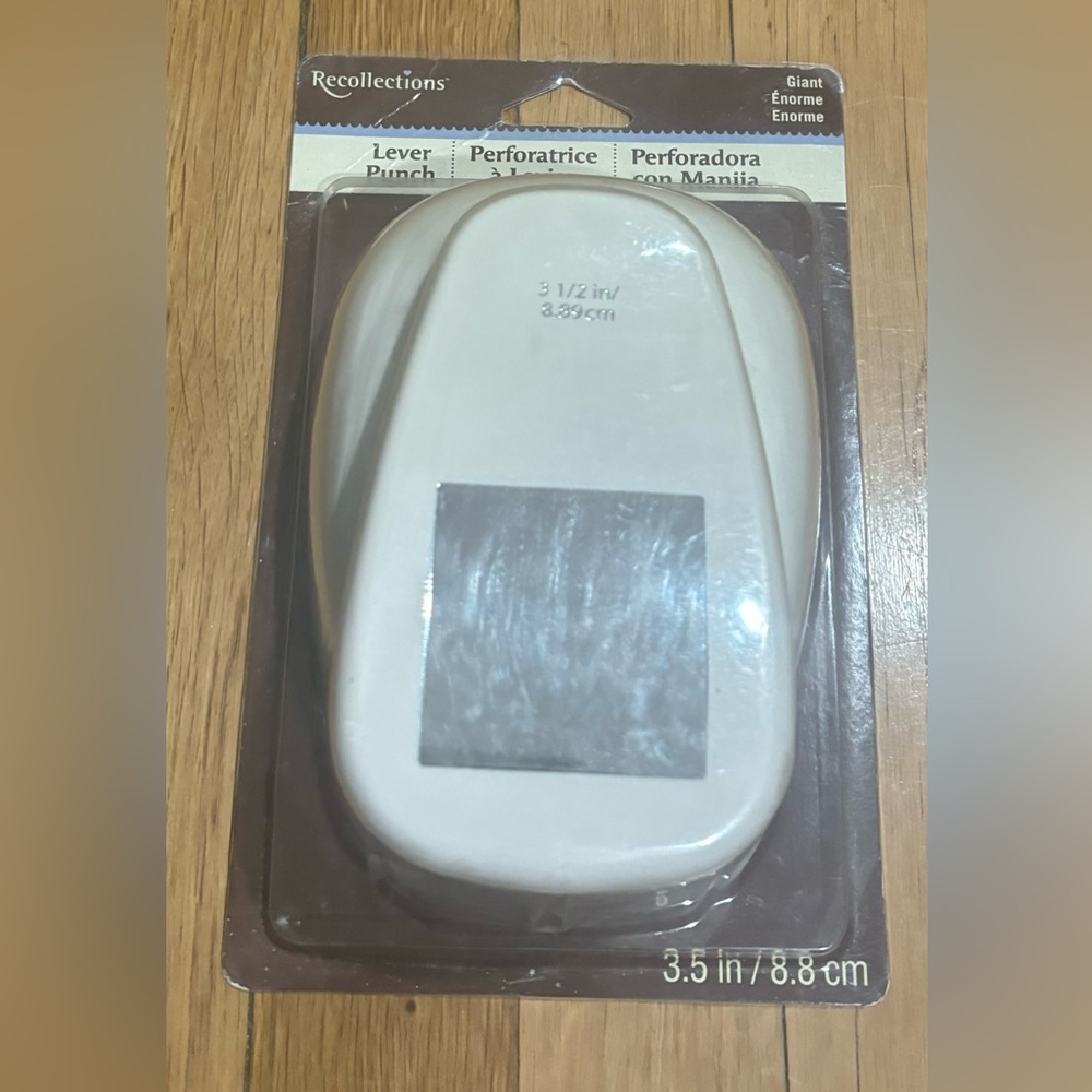 Recollections Giant Square Lever Punch. New! Great for scrapbooking!